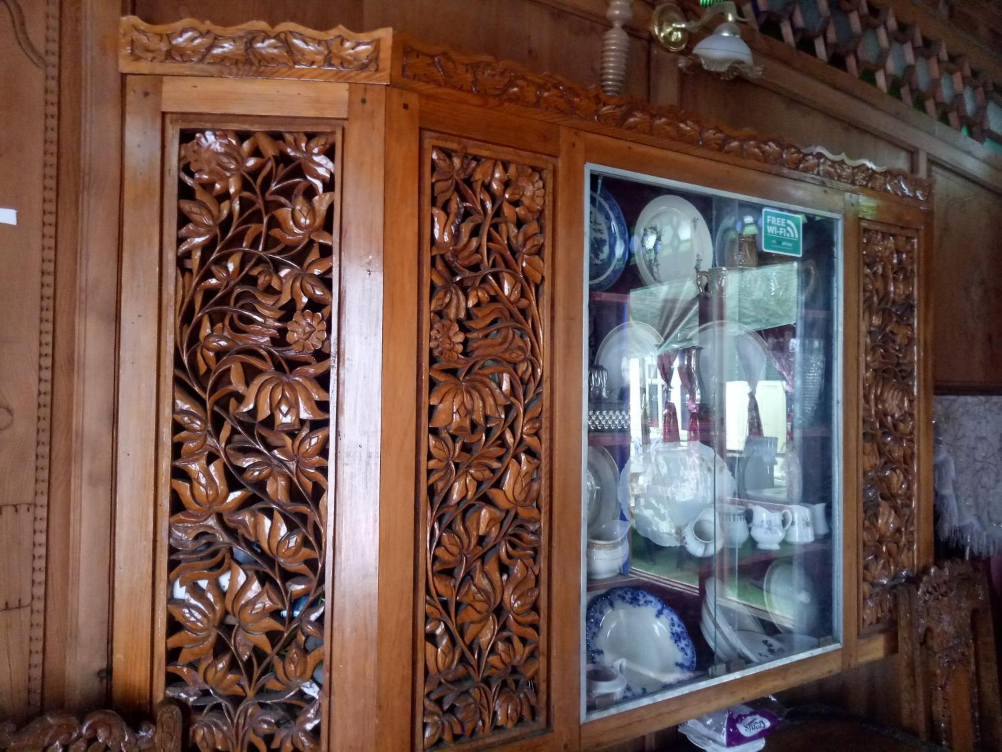 House Boat New Manora Bed & Breakfast Srinagar  Exterior photo